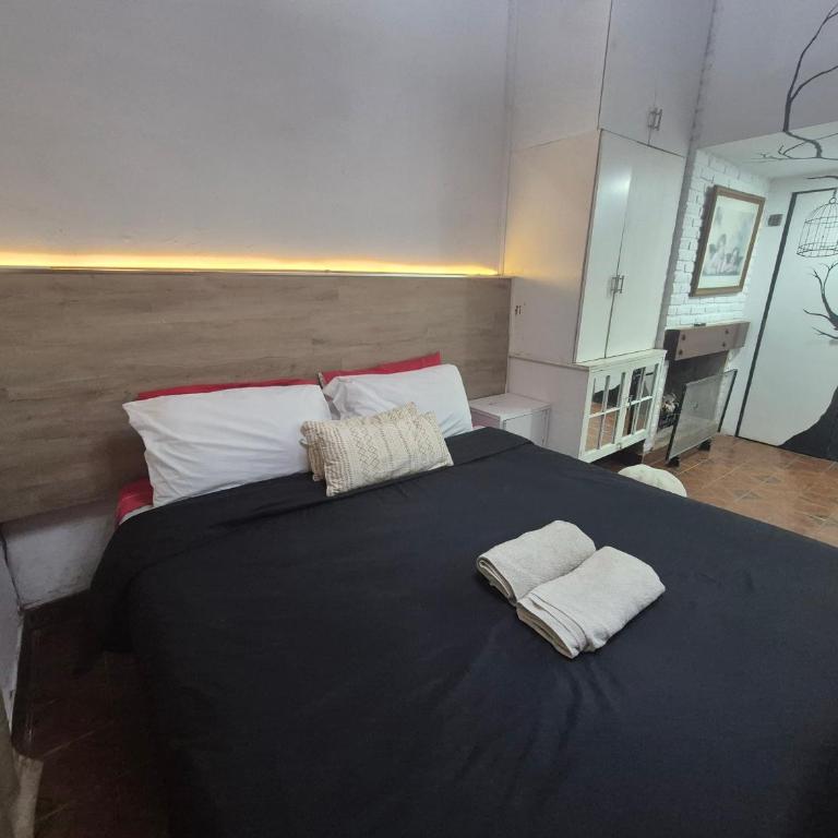 Hotel Lincoln Rooms - Habitación Familiar con baño privado - 4