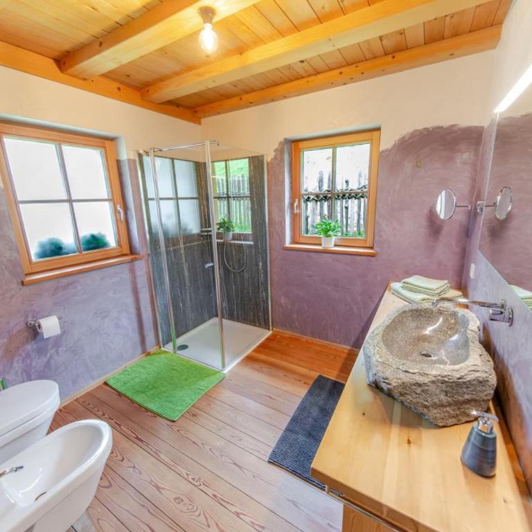 Garmesegghof - Two-Bedroom Deluxe Apartment with Garden View - 15
