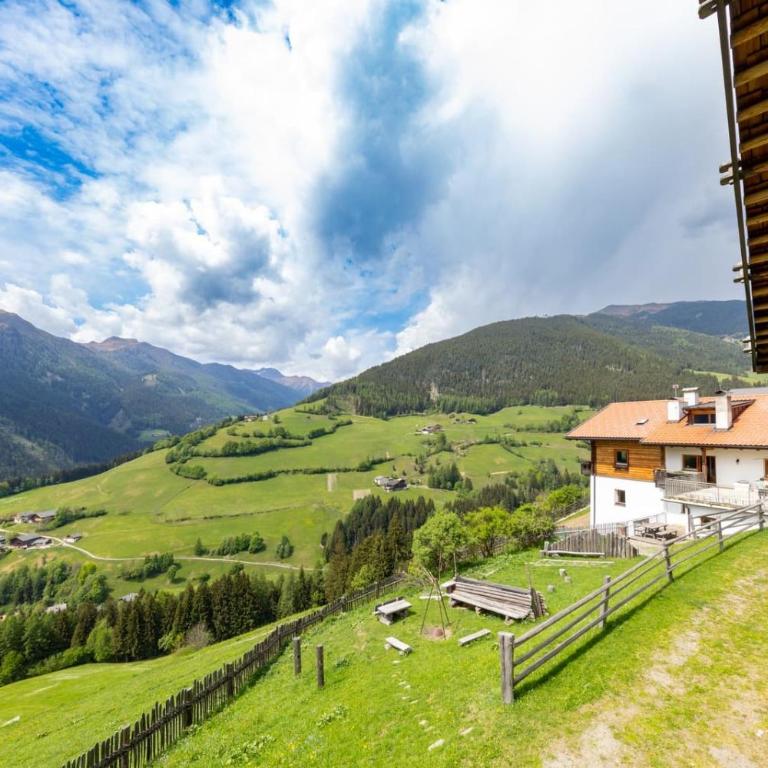 Garmesegghof - Two-Bedroom Deluxe Apartment with Garden View - 25