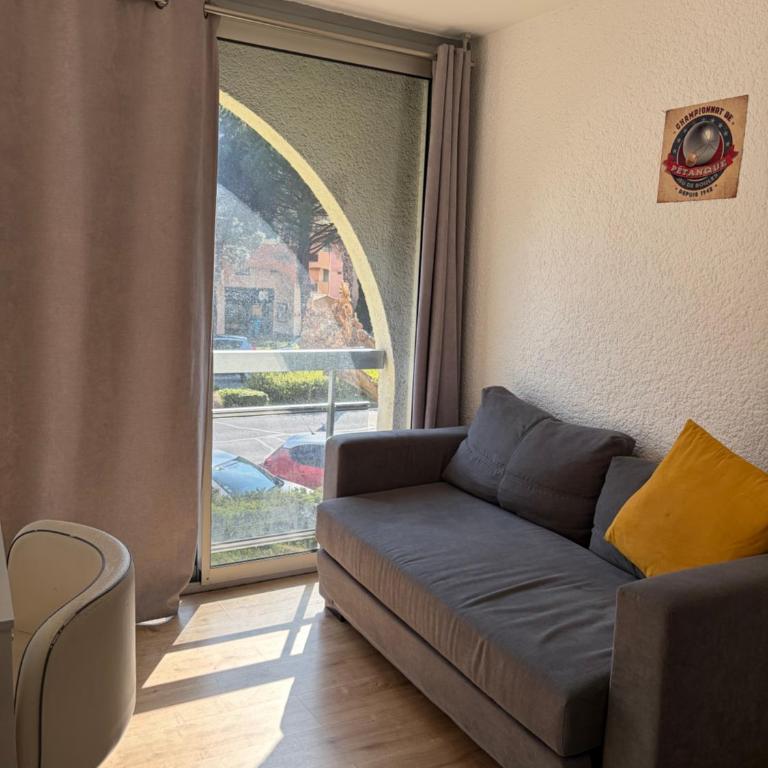 Studio proche plage Frejus parking - Apartamento de 1 dormitorio - 4