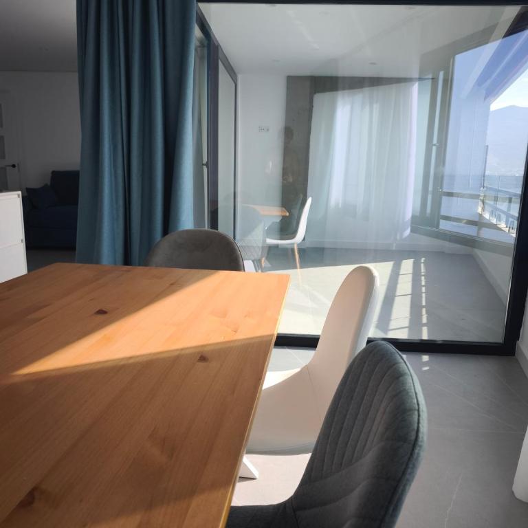 ÁTICOs COSTA TROPICAL - Apartamento de 3 dormitorios y vistas al mar - 10