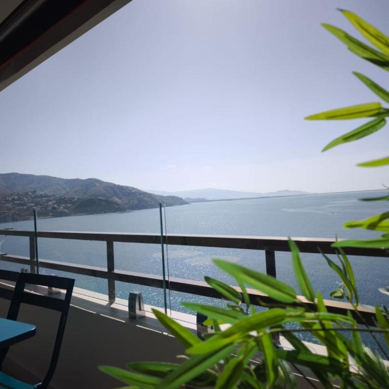 ÁTICOs COSTA TROPICAL - Apartamento de 2 dormitorios con terraza y vistas al mar - 13
