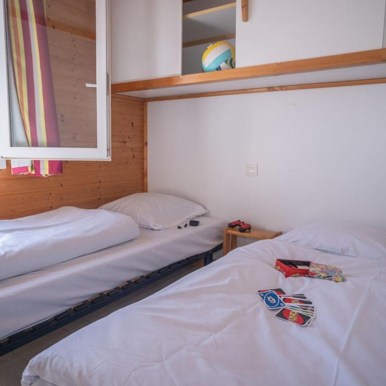 Camping Léman Plage - Chalet - 4