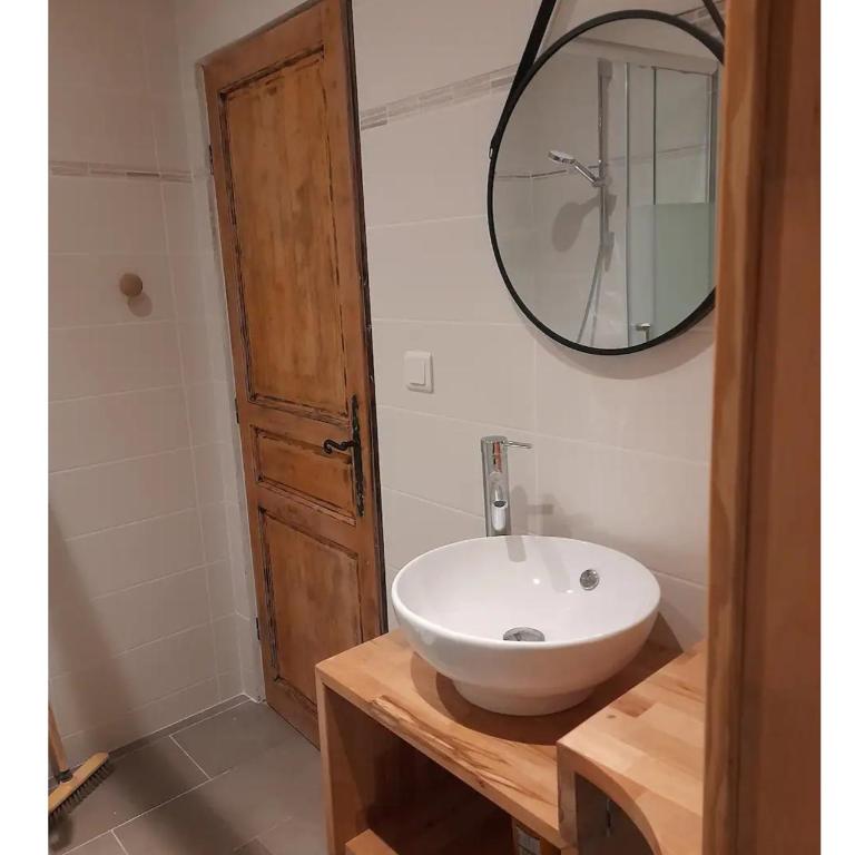 Duplex centre historique frejus - One-Bedroom Apartment - 5