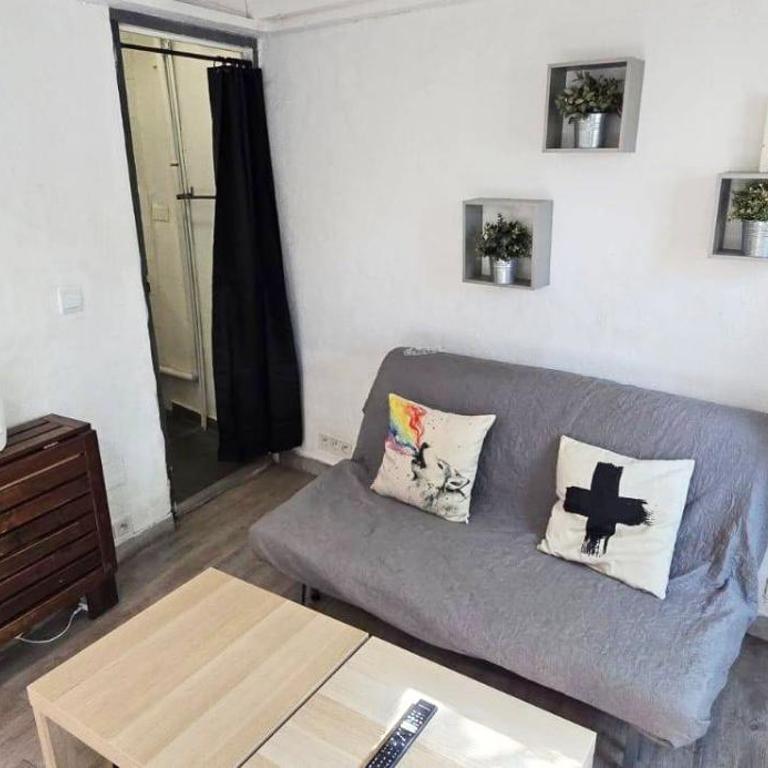 GregBnb - CLIMATISÉ - Studio Mezzanine - Cour exterieure - One-Bedroom Apartment - 10