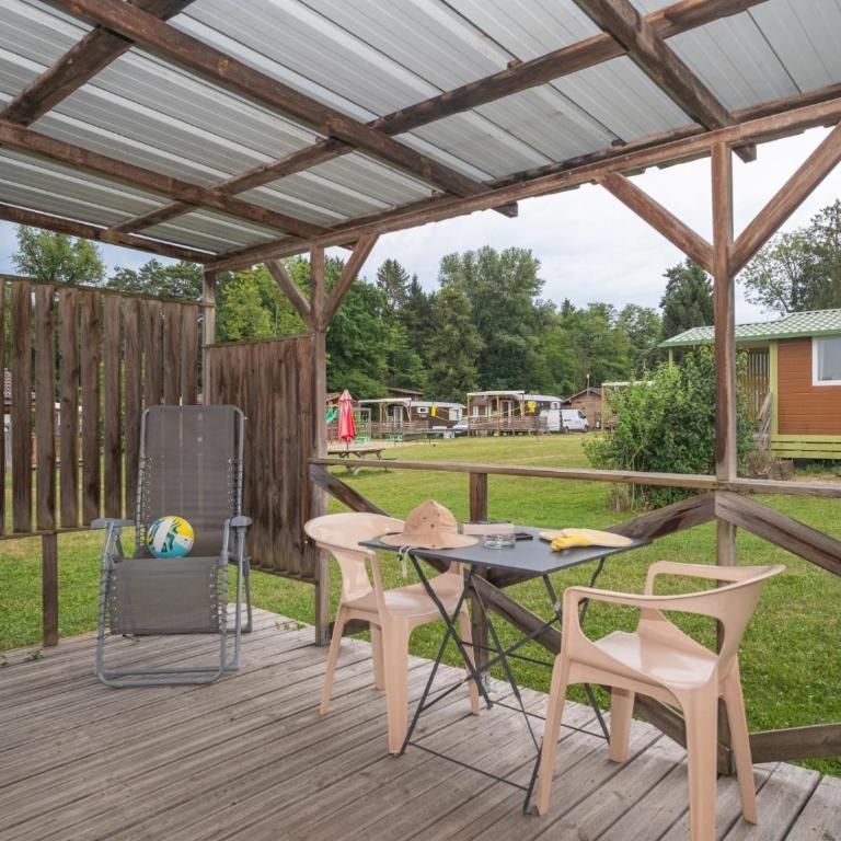 Camping Léman Plage - Chalet - 11