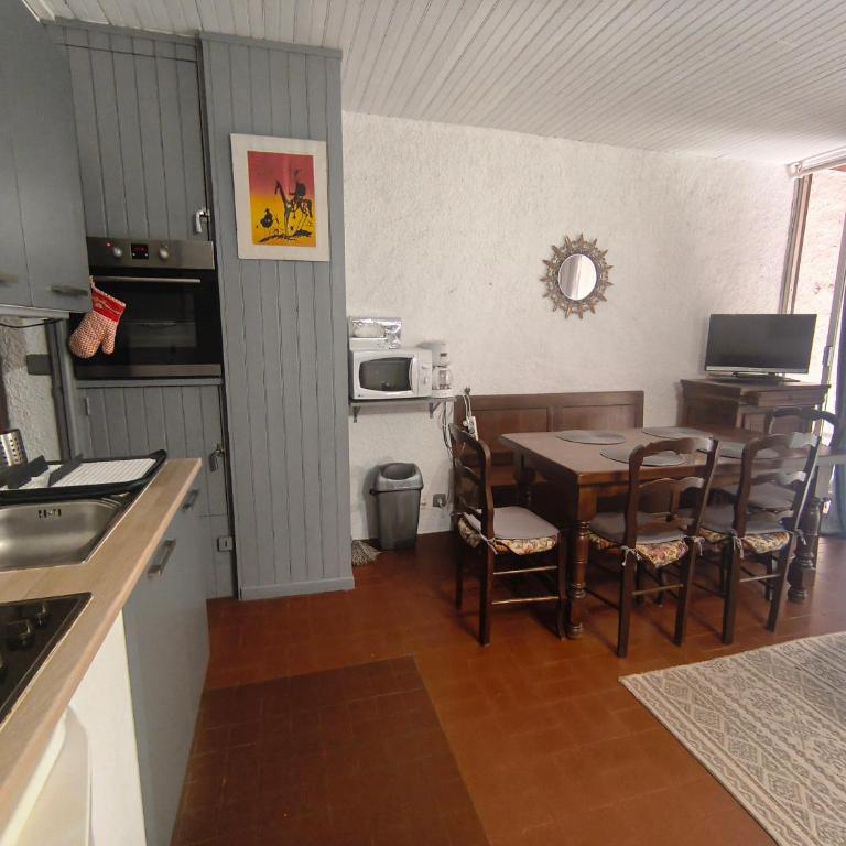 Appartement avec piscine - 3 pers., plage à 150m - FR-1-776-158 - Apartment - 9
