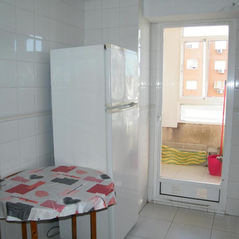 Amplio apartamento con piscina y parking - 6 pers. - ES-314-44 - Apartamento - 14