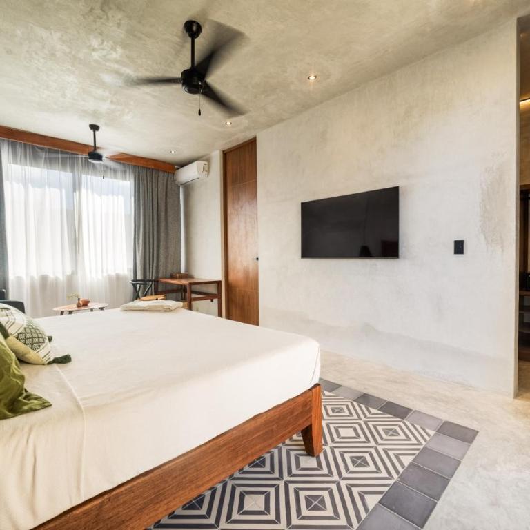 Design Retreat with Pool in Centro Merida Santiago - Three-Bedroom Vacation Home - 21