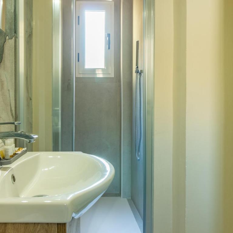 Poseidon Piazza Maggiore - CdF Apartments - Appartamento con 3 Camere da Letto - 59