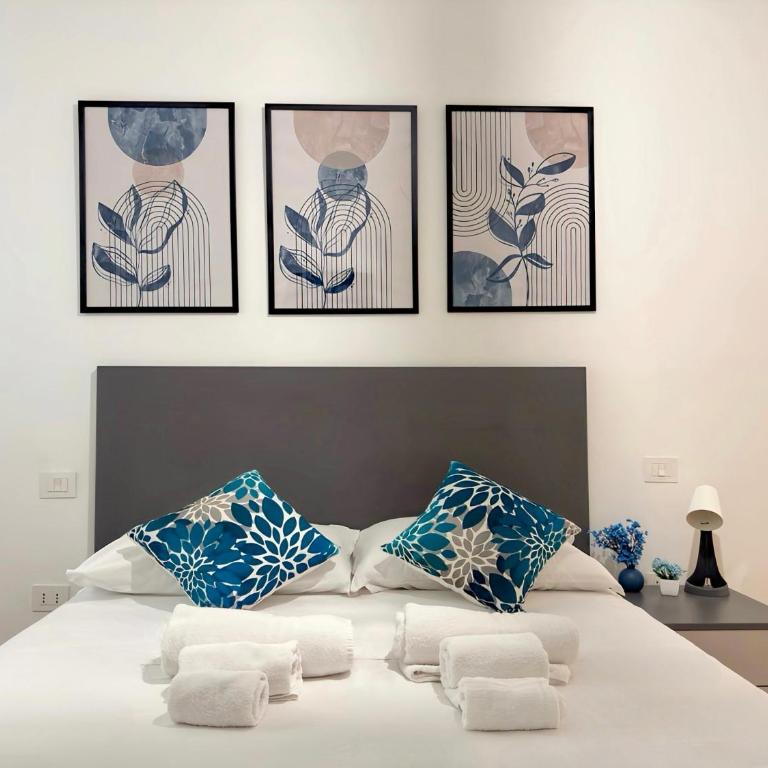 Luxury Porta Nuova Two-Bedroom Apartment in Central Turin - Two-Bedroom Apartment - 4
