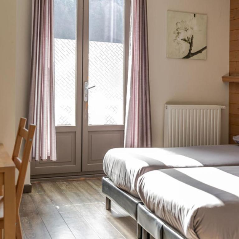 La Douce Montagne - Chambre Triple avec Salle de Bains - 3