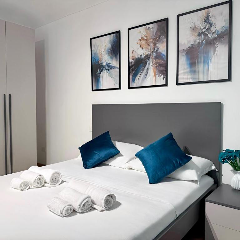 Luxury Porta Nuova Two-Bedroom Apartment in Central Turin - Two-Bedroom Apartment - 14