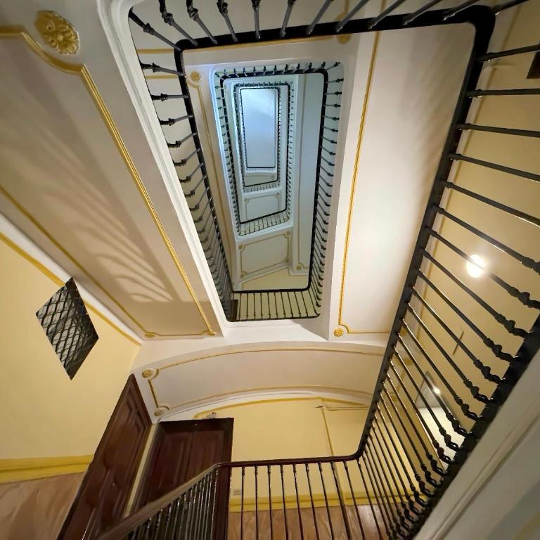 Luxury Porta Nuova Two-Bedroom Apartment in Central Turin - Two-Bedroom Apartment - 47