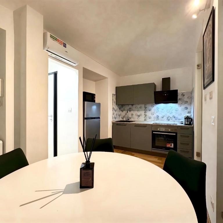 Luxury Porta Nuova Two-Bedroom Apartment in Central Turin - Two-Bedroom Apartment - 20