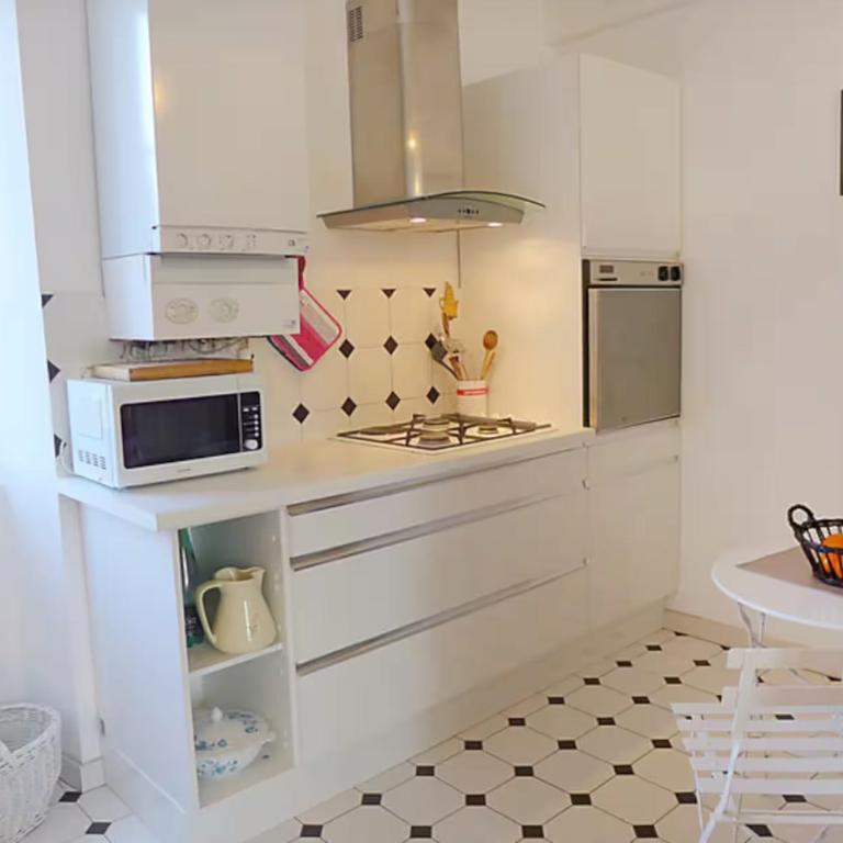 Charming T3 with parking near the ocean - Appartement - 25