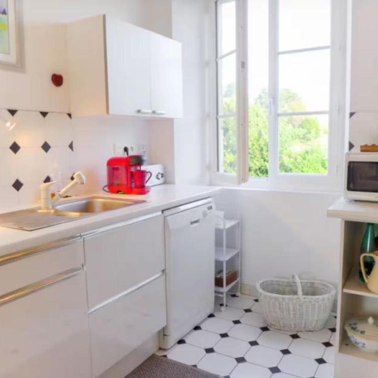 Charming T3 with parking near the ocean - Appartement - 27