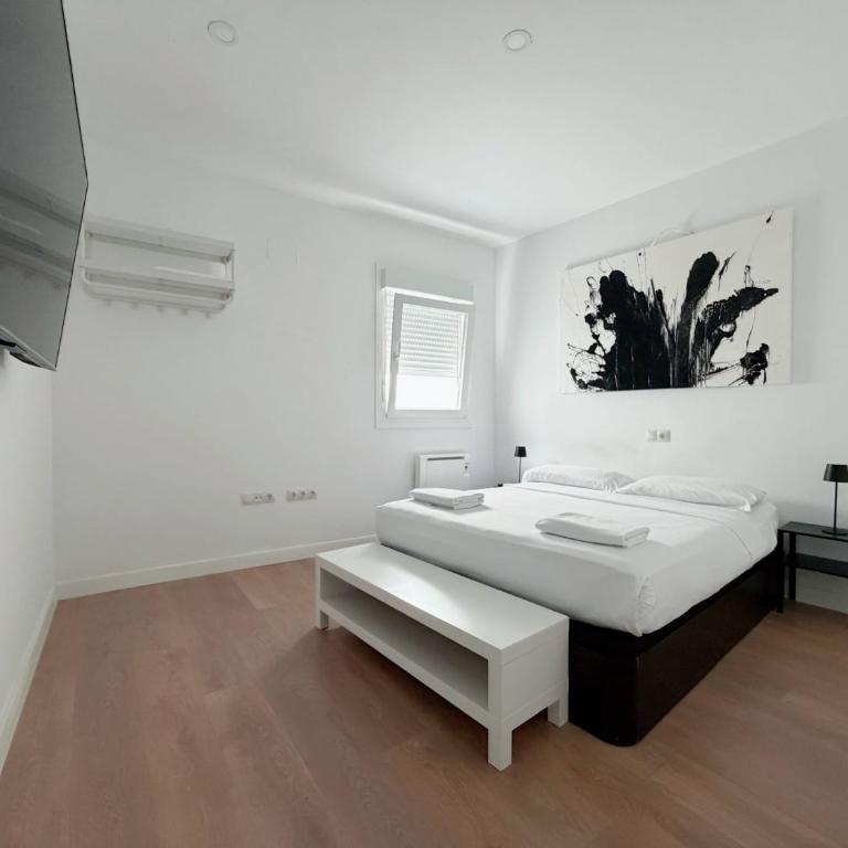 T - Habitación espaciosa en Lavapiés Vive Madrid - Apartamento de 1 dormitorio - 1