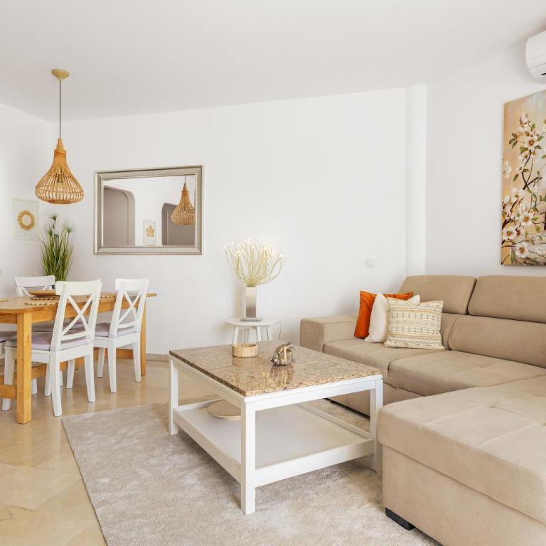 Mijas Golf Escape at Matchroom Country Club - Pass the Keys - Apartamento - 5