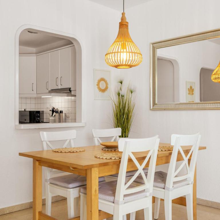 Mijas Golf Escape at Matchroom Country Club - Pass the Keys - Apartamento - 16