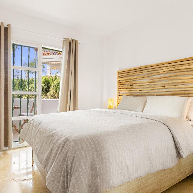 Mijas Golf Escape at Matchroom Country Club - Pass the Keys - Apartamento - 23