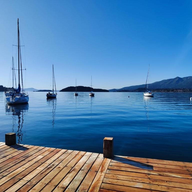 Monoambiente a estrenar con acceso directo a playa del Lago Nahuel Huapi - Apartamento Estudio - 19
