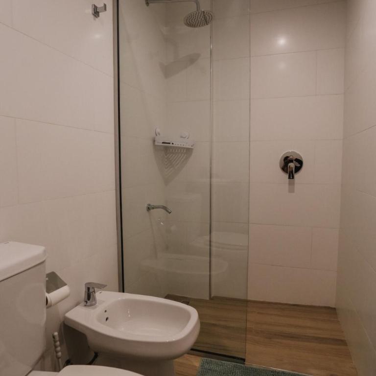 Monoambiente a estrenar con acceso directo a playa del Lago Nahuel Huapi - Apartamento Estudio - 23
