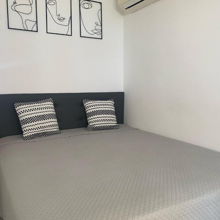 Villa Carruba nex - Three-Bedroom Apartment - 9