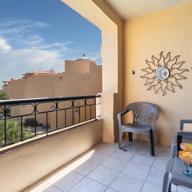 Ocean View 2BR Condo at Princesa de Peñasco – Beautiful Balcony View - Maison de Vacances - 2
