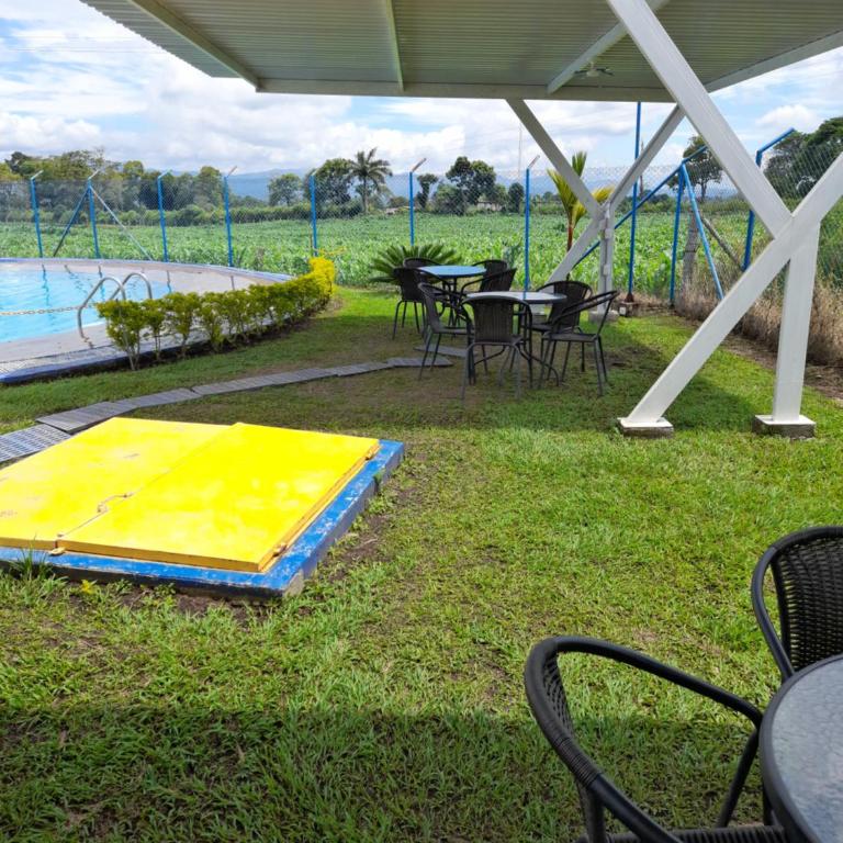 A minutos del Parque del cafe Apartamento Amoblado - Apartamento de 2 dormitorios - 15