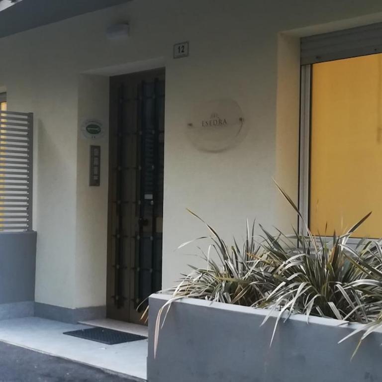 CASA ESEDRA Appartamento A, parcheggio privato - Appartamento con 2 Camere da Letto - 13