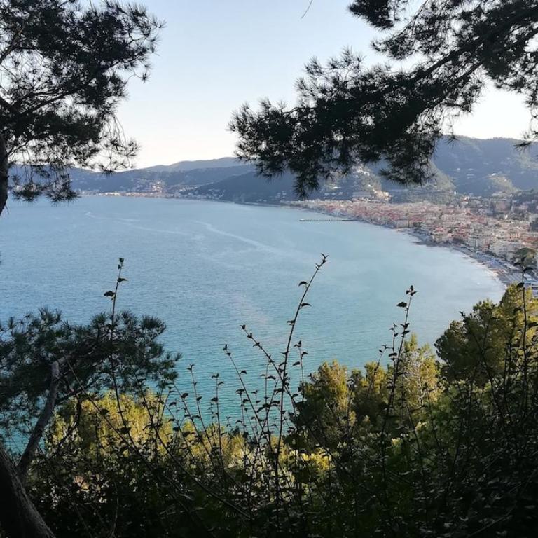 CASA ESEDRA Appartamento A, parcheggio privato - Appartamento con 2 Camere da Letto - 17