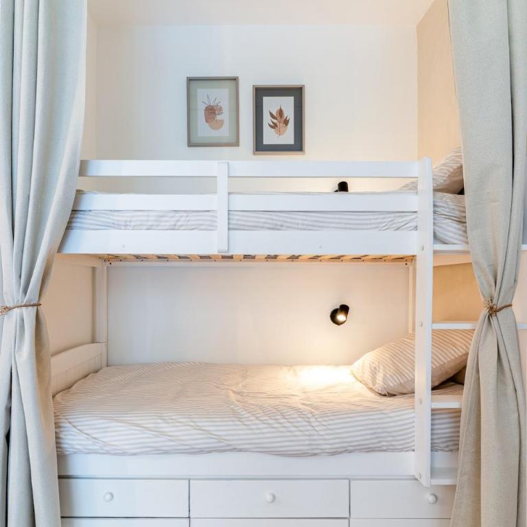 Terrazza Bella Pool - close to train station, city center and beach - One-Bedroom Apartment - 28