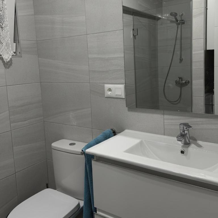 Nice Penthouse by the Beach - Superior One-Bedroom Apartment with Balcony - 13