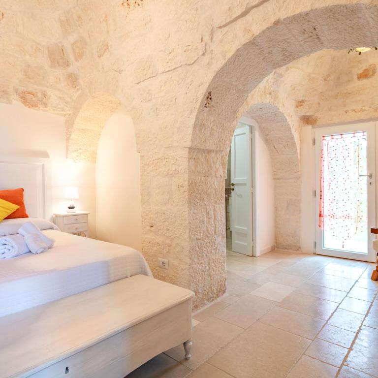 Trullo Suite in Masseria - Appartamento Deluxe con 2 Camere da Letto e Vista Giardino - 15
