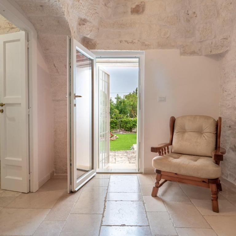 Trullo Suite in Masseria - Appartamento Deluxe con 2 Camere da Letto e Vista Giardino - 16