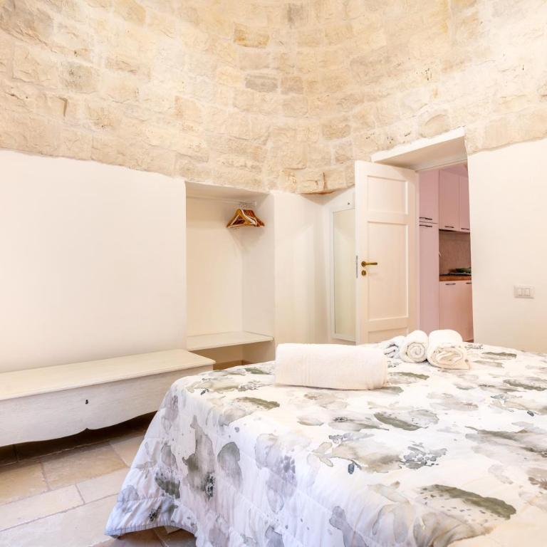 Trullo il Focolare in Masseria - Appartamento Deluxe con 2 Camere da Letto e Vista Giardino - 11