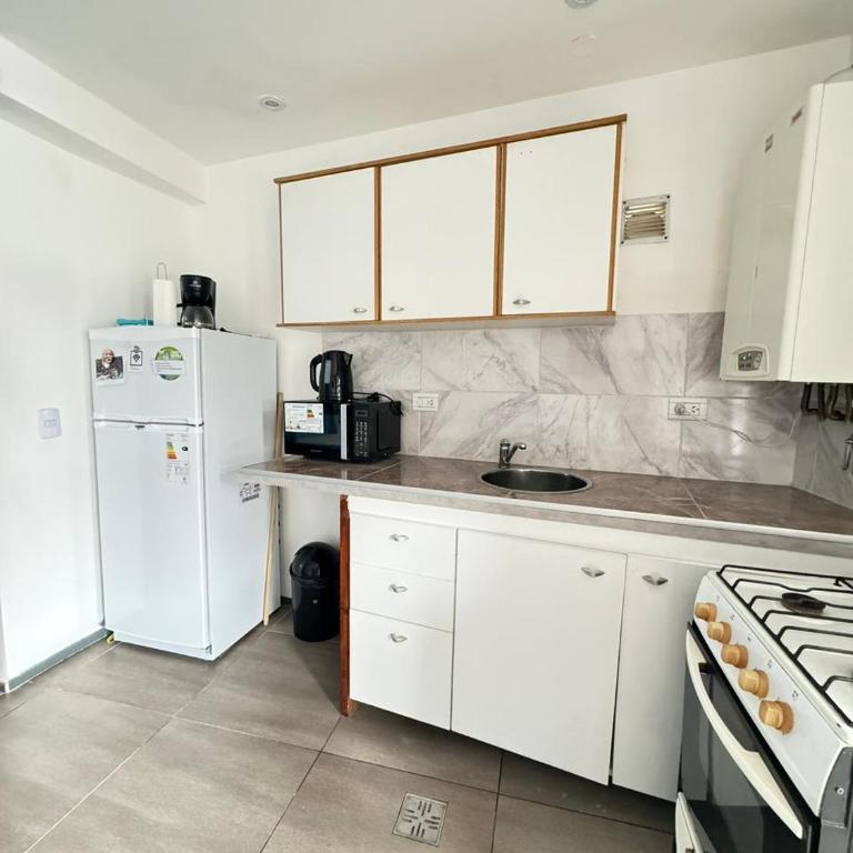 Apart Gm a minutos del centro - Apartamento de 1 dormitorio - 3