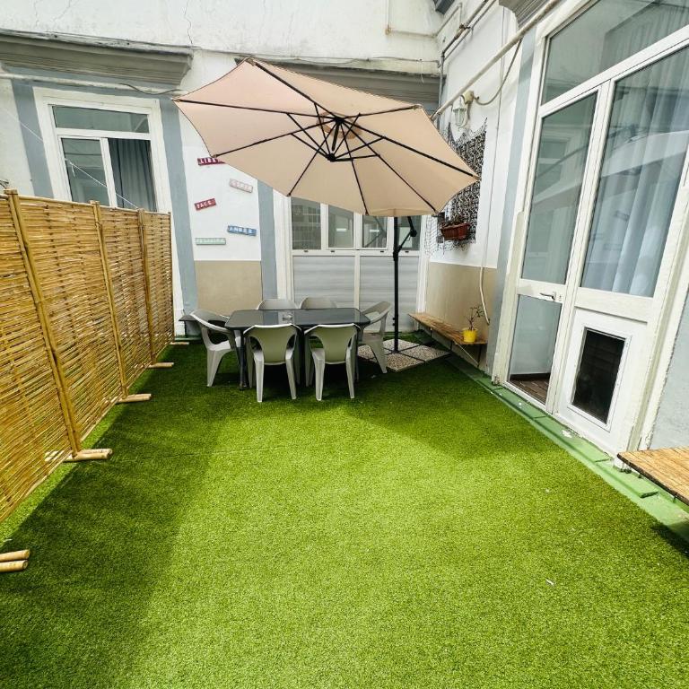 ToledoStation B&B - Appartamento con 2 Camere da Letto e Terrazza - 2