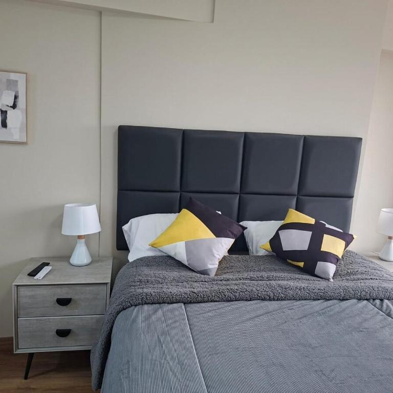 Apartment 2503 Free Parking 2 Bedrooms with Work Area - Three-Bedroom Apartment - 5
