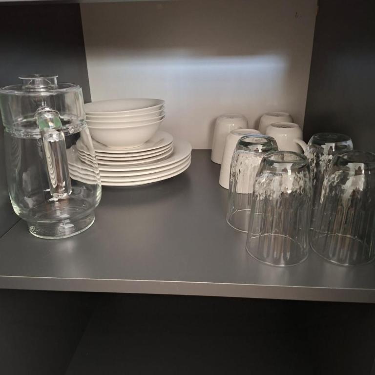 Apartment 2503 Free Parking 2 Bedrooms with Work Area - Three-Bedroom Apartment - 9