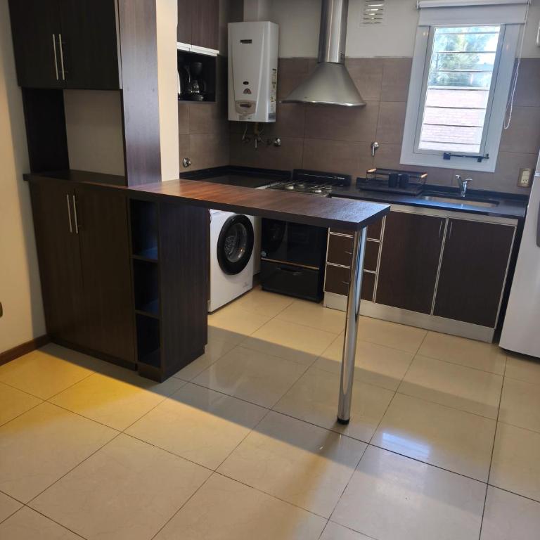 Planta baja Departamentos 2 dormitorios cochera seguridad 17 - Apartamento de 2 dormitorios - 2