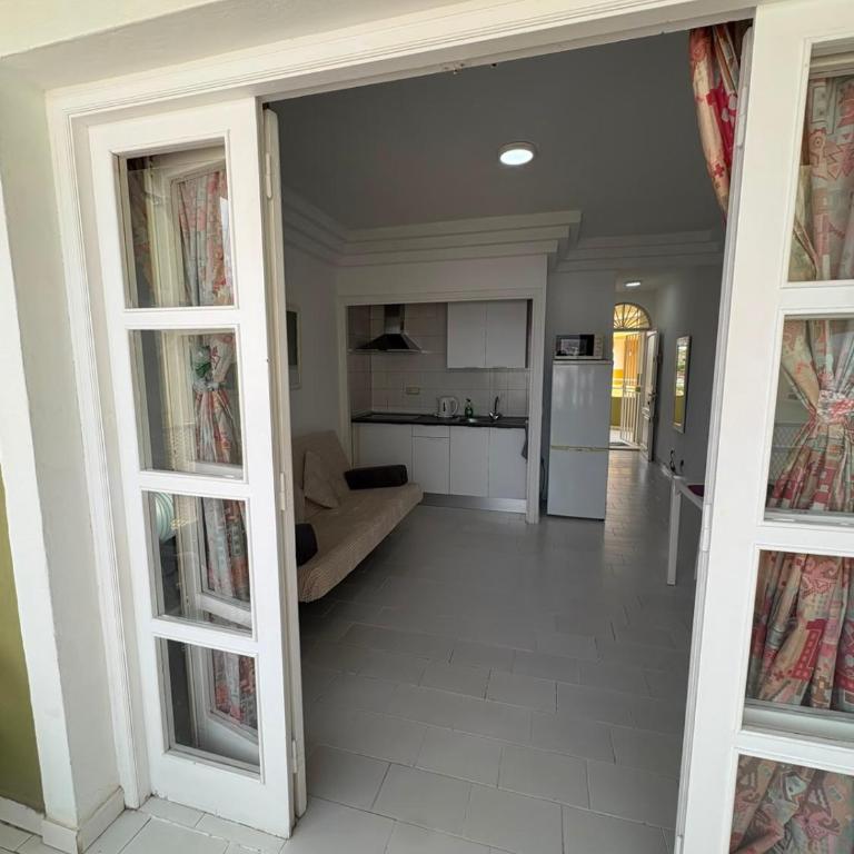 Orlando Costa Adeje - Apartamento de 1 Dormitorio con balcón y vistas a la ciudad - 8