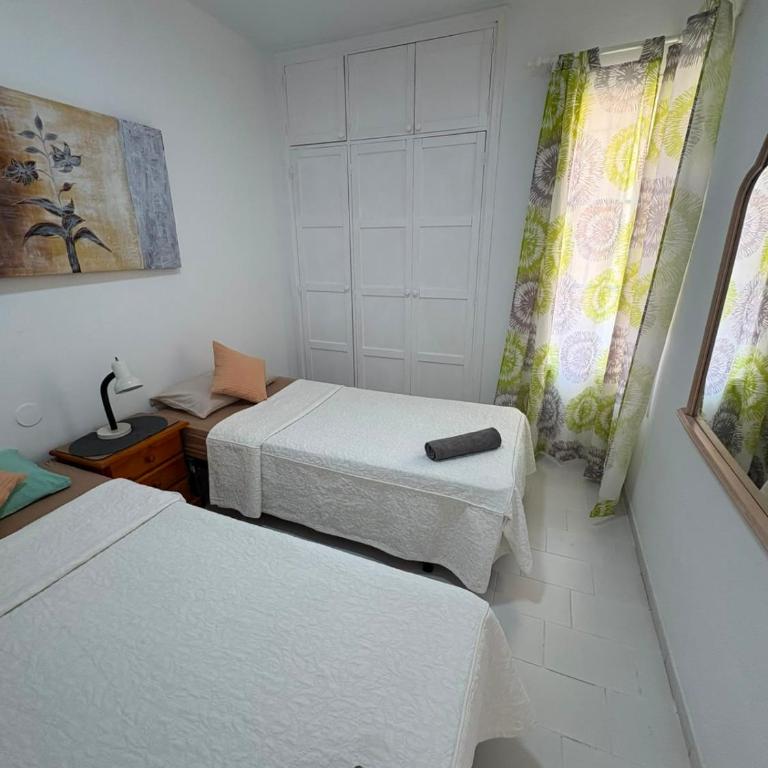 Orlando Costa Adeje - Apartamento de 1 Dormitorio con balcón y vistas a la ciudad - 10