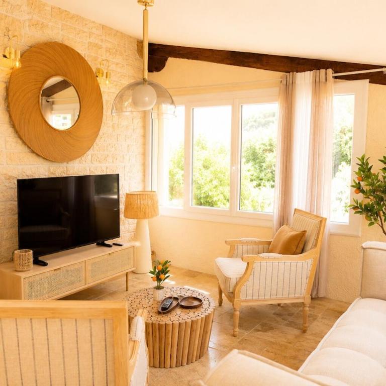 Saint-Raphaël - Villa with pool & private parking - Villa - 4