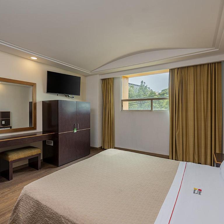Hotel & Villas Panamá - Suite Principal con bañera de hidromasaje - 2