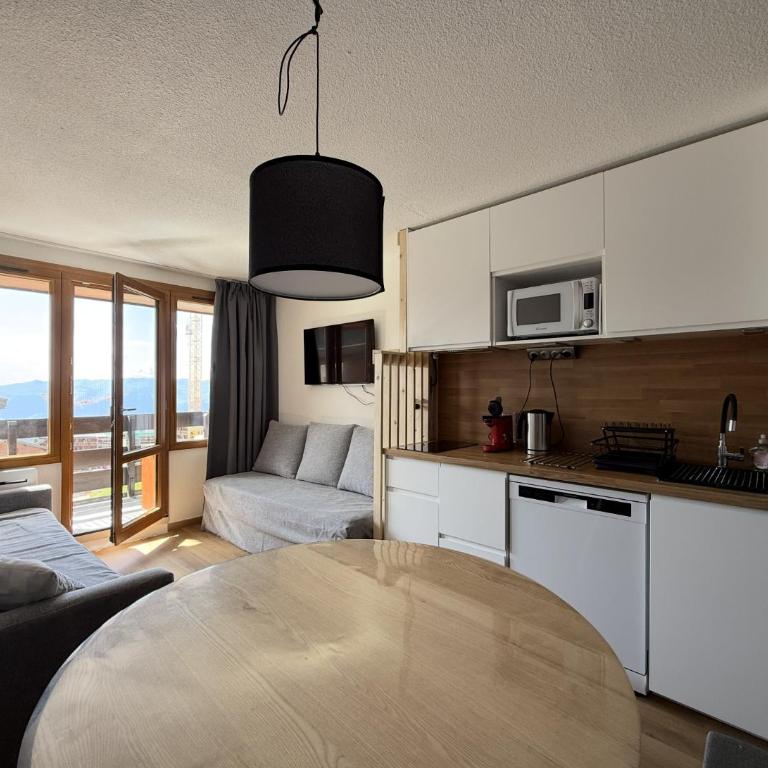 L'ecrin des alpages Belle Plagne,T2 pour 5 personnes, skis aux pieds - Location dimanche au dimanche - One-Bedroom Apartment - 6