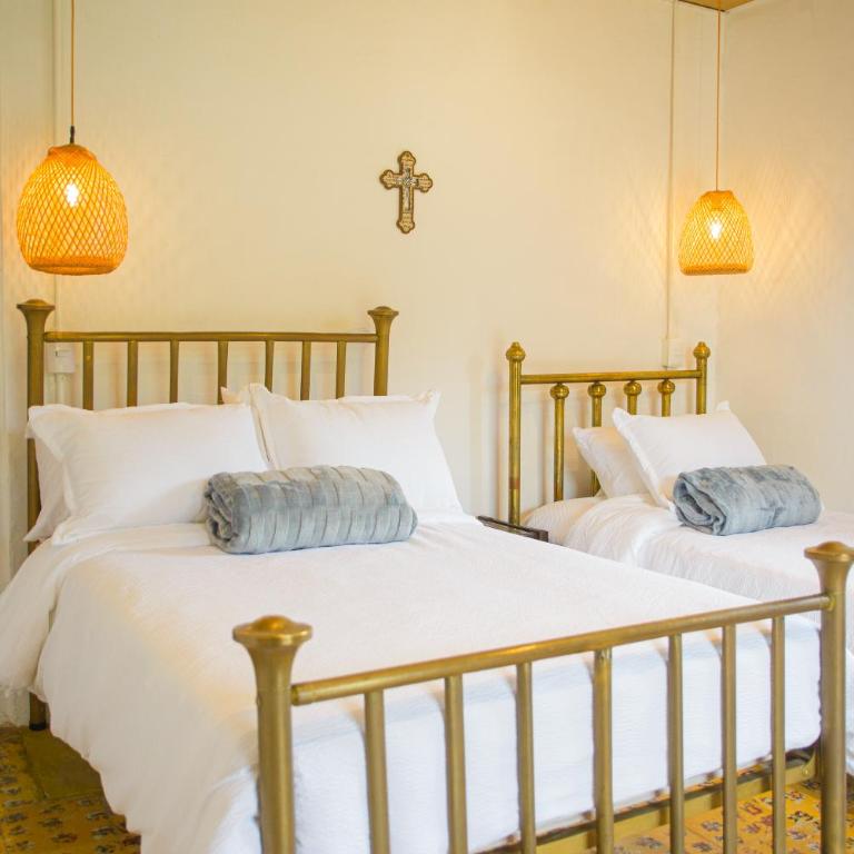 Hacienda Santa Bárbara Manizales - Habitación Familiar con vistas al jardín - 2