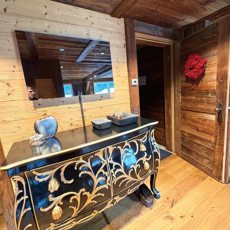 Alpine Chic Escape with Spa & Panoramic Views - Casa de 3 dormitorios - 29