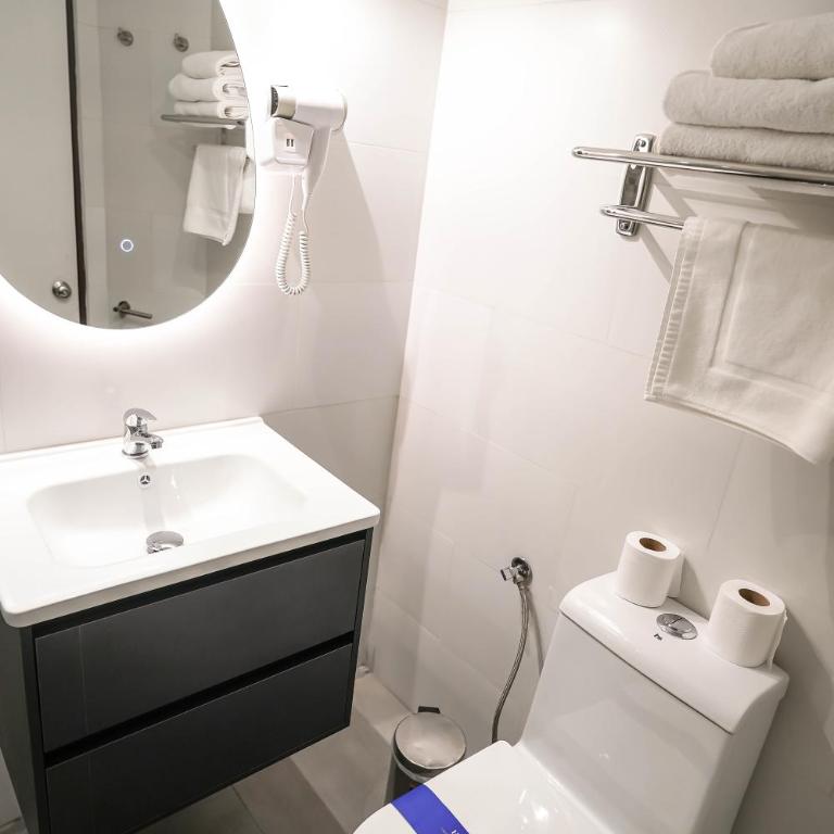 HOTEL LOS NAVEGANTES - Suite Superior con cama extragrande - 5